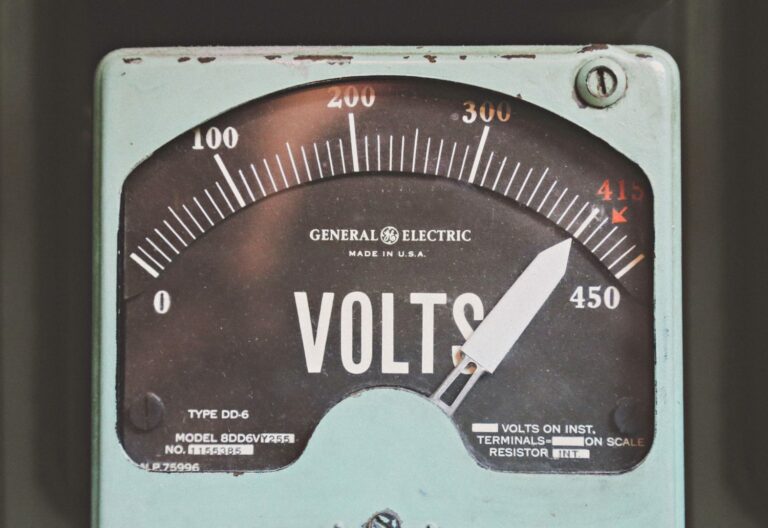 Voltage-Meter-at-High-Volts-for-FTP