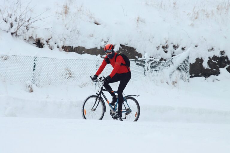 Cycling through snow for Cycling in the Cold vs. the Heat