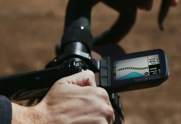 Garmin Wahoo head unit cycling computer
